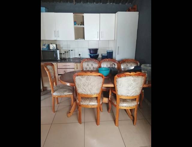 3 BEDROOM HOUSE FOR SALE IN TSHEPISONG